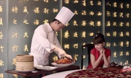 印度小摊爆料视频播放,视频揭示真实生活片段