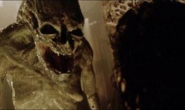 在线观看异形4,星际重生，黑暗中的觉醒