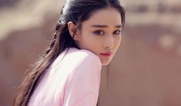 娱乐圈八卦视频最新爆料,某明星恋情曝光，疑与神秘富二代共度甜蜜时光